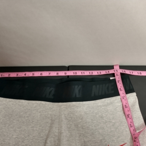 NWT Nike OSU Buckeyes Tight Fit High Rise Leggings, size XL - Picture 9 of 11